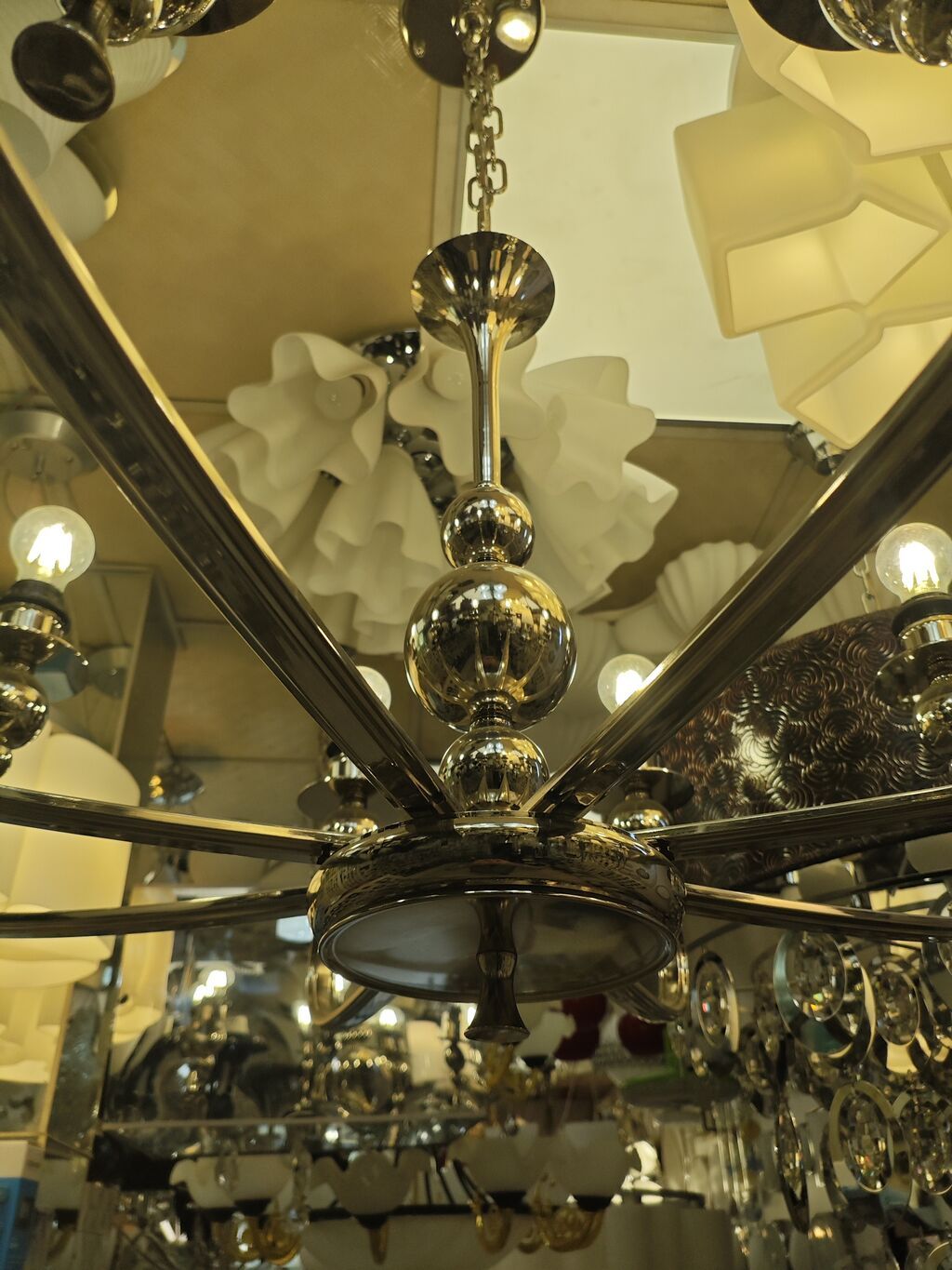 Çılçıraq, 8 lampa, Metal — Tavan is?qlar? v? cilc?raqlar, Bakı (4)