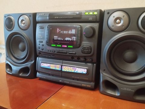 Aiwa musiqi mərkəzi əla vəziyyətdədir bidənə kaset yerlərinin rezini — Xırdalan