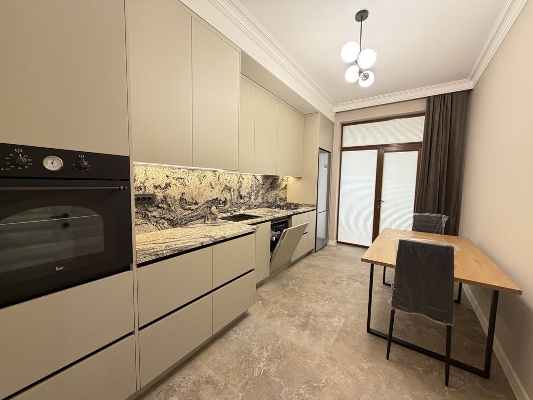 İcarəyə verilir 3 otaqlı yeni tikili 140 m² — Mənzil, Bakı (6)