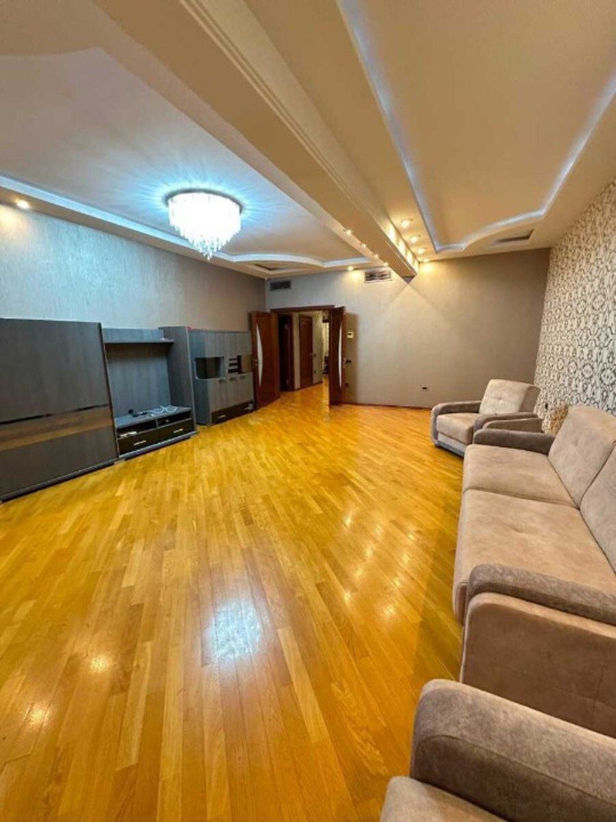 Satılır 3 otaqlı yeni tikili 130 m² — Mənzil, Bakı (2)