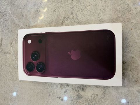 IPhone 18 Pro, 256 GB, Bordo — Bakı