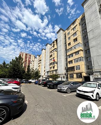 Satılır 2 otaqlı 62 m² köhnə tikili 8 Noyabr m