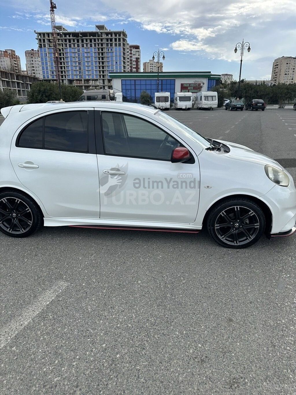Nissan March: 1.2 l Hetçbek — Avtomobillər, Bakı (7)