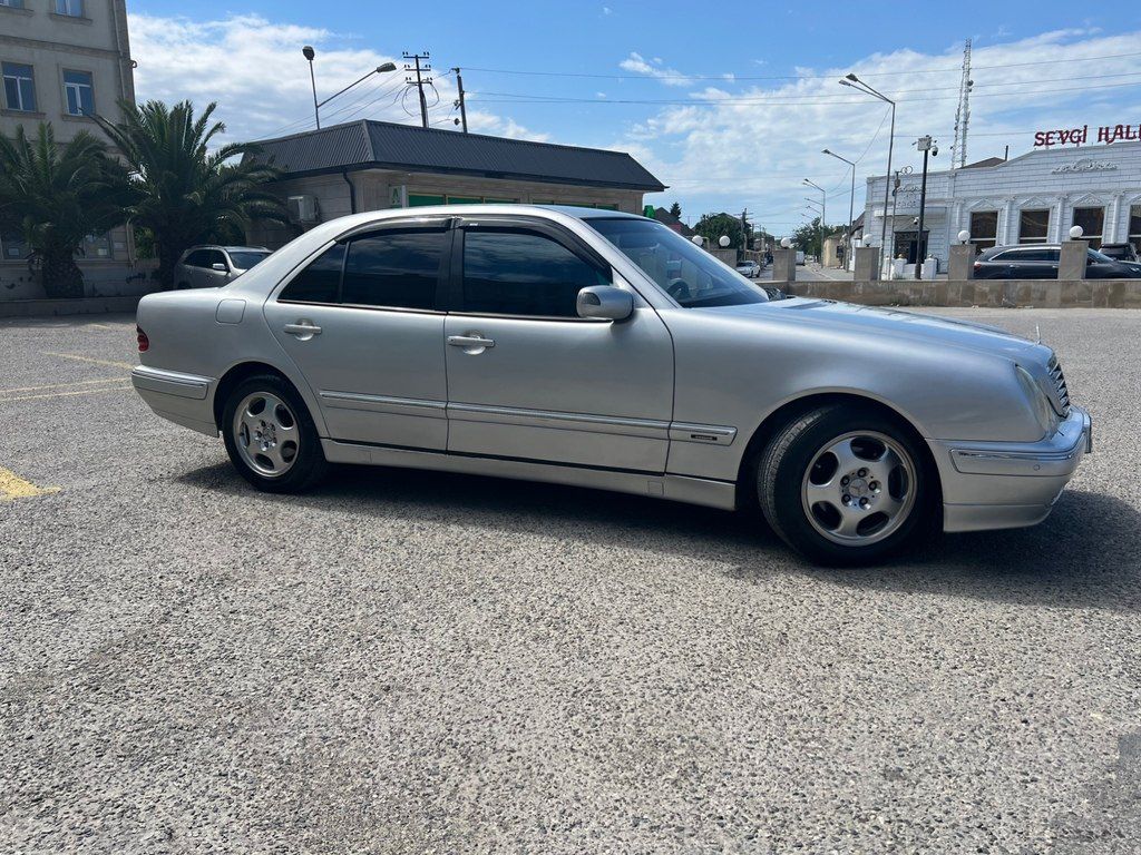 Mercedes E 220, 2.2 L, 1999 il, 610 000 km — Avtomobillər, Bakı (2)