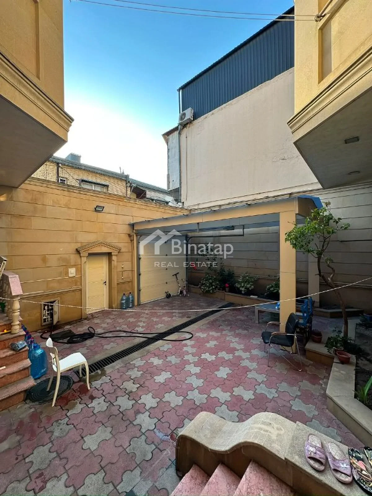 Satılır 5 otaqlı həyət evi / bağ evi 360 m², İnşaatçılar metrosu, Yasamal rayonu — Ev, villa, Bakı (4)