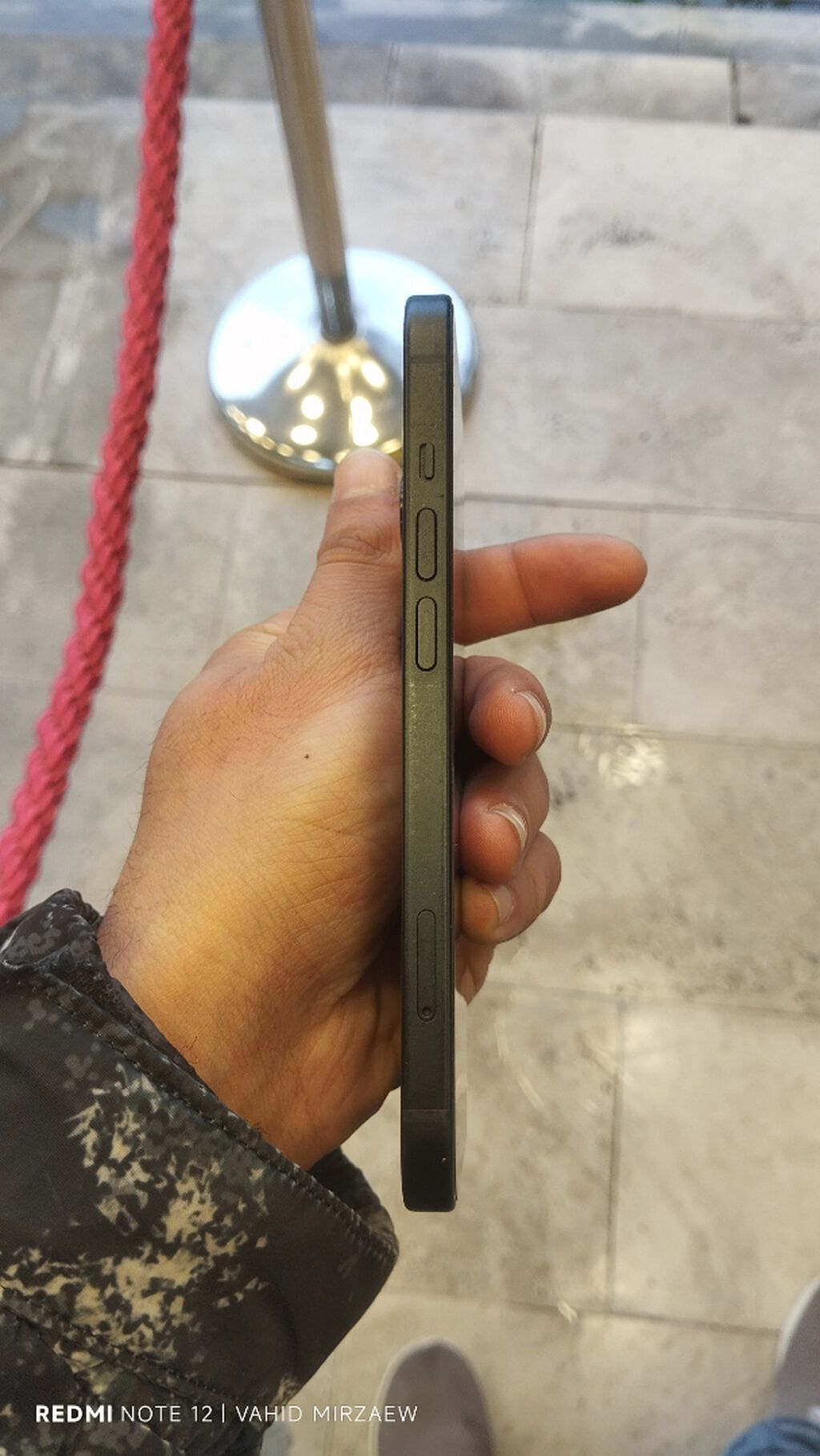 IPhone 15, 128 GB, Black Titanium, Zəmanət, Barmaq izi, Simsiz şarj — Apple iPhone, Bakı (3)