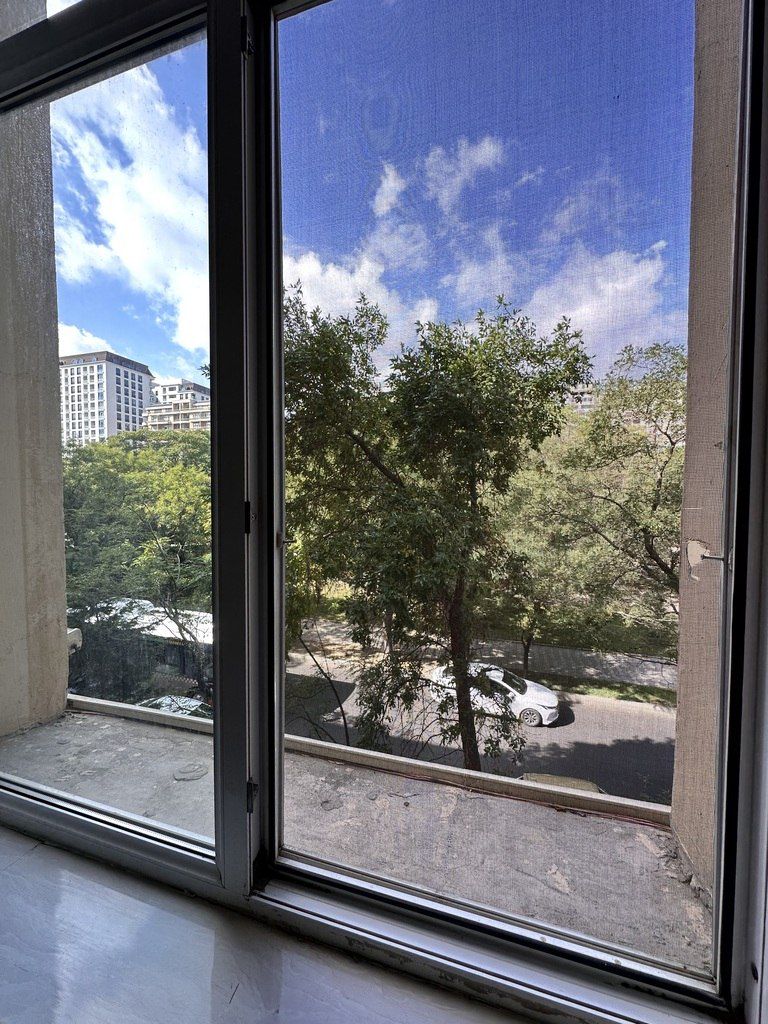 Satılır 4 otaqlı köhnə tikili 130 m² — Mənzil, Bakı (3)