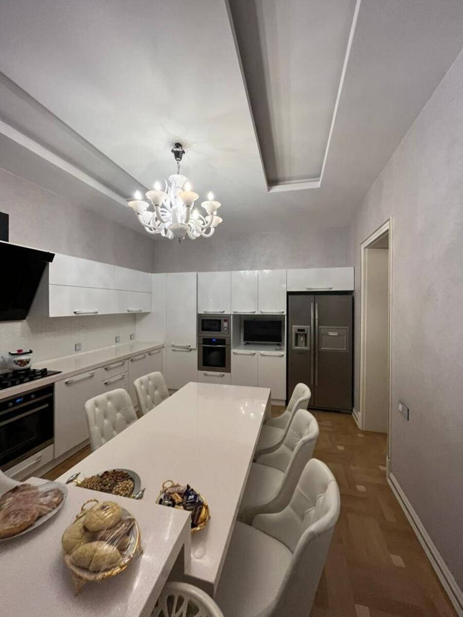 Satılır 7 otaqlı həyət evi/bağ evi 260 m² — Ev, villa, Bakı (5)