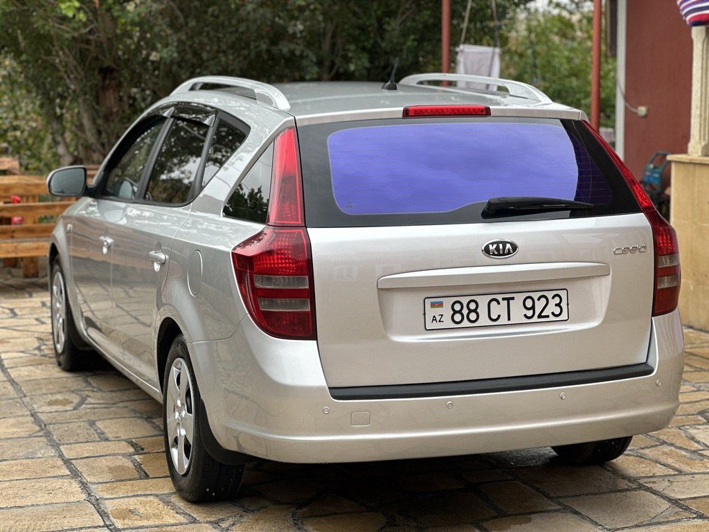 Kia Ceed SW, 1.6 L, 2010 il, 250 000 km 88-CT-923 — Avtomobillər, Bakı (5)
