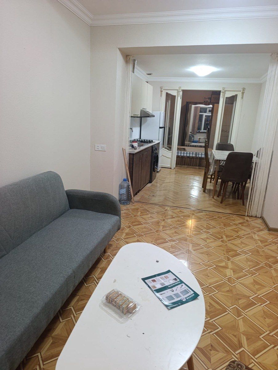 İcarəyə verilir 2 otaqlı köhnə tikili 70 m² — Mənzil, Bakı