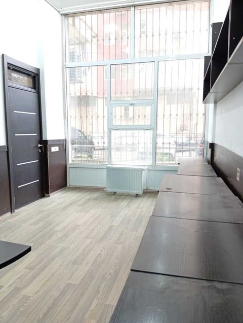 İcarəyə verilir obyekt 70 m² — 700 ₼ · Bakı · Əmlak İcarəyə verilir obyekt 70 m² — Bakı