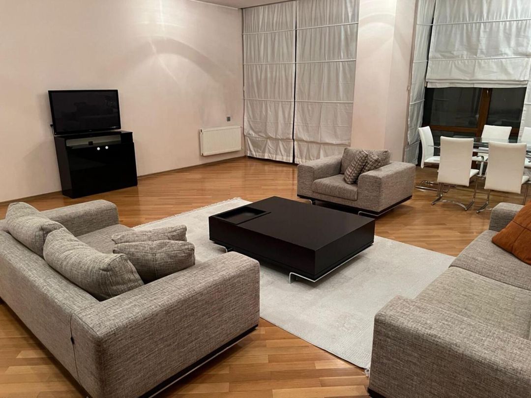 Satılır 3 otaqlı yeni tikili 140 m² — Mənzil, Bakı (2)