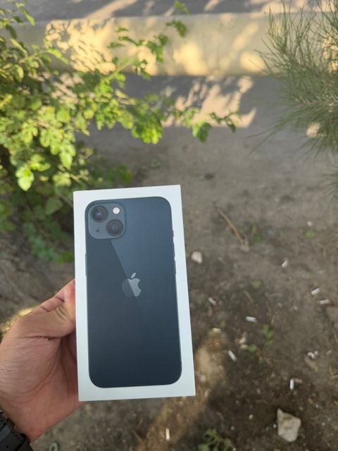 Apple iPhone 13 Midnight 128GB/4GB — 600 ₼ · Bakı · Smartfonlar Apple iPhone 13 Midnight 128GB/4GB — Bakı