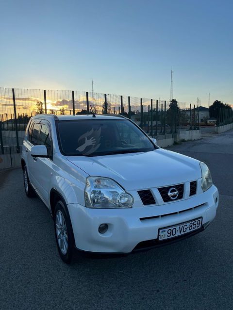 Nissan X-Trail: 2.5 l 2008 il Ofrouder/SUV — Bakı