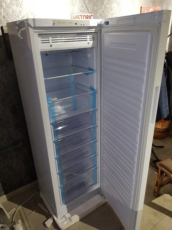 Dondurucu "Biryusa No frost 280Lt" — Biznes və avadanlıq, Bakı (2)