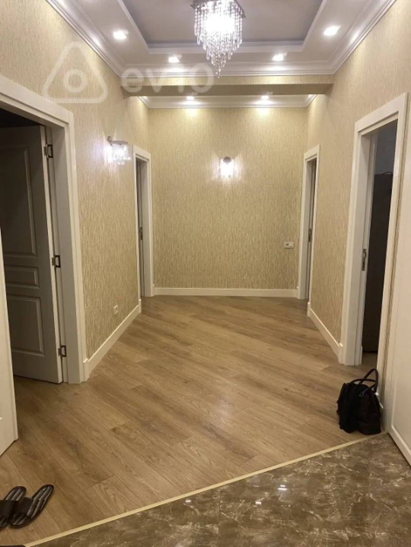 3 otaqlı mənzil, 146 m², Mərkəzi Bulvar küçəsi — kirayə — Mənzil, Bakı (10)