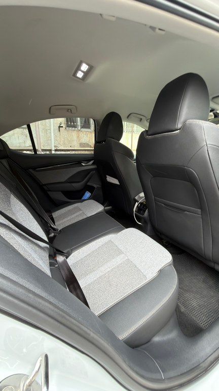 Skoda Octavia, 1.4 L, 13 kWh, 2024 il, 33 000 km 90-YJ-846 — Avtomobillər, Bakı (9)