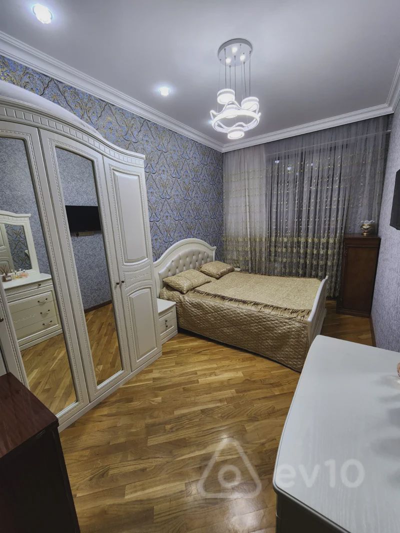 For sale: 2-room apartment (new building), 83 m² — Mənzil, Bakı (11)