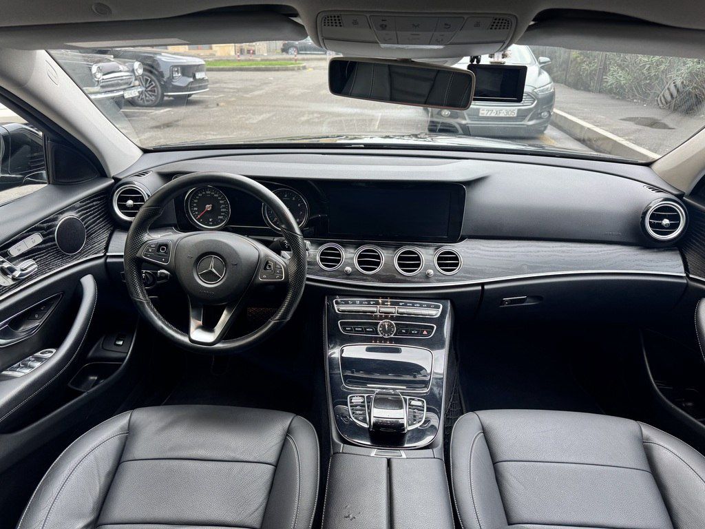 Mercedes E 300, 2.0 L, 2017 il, 208 000 km — Avtomobillər, Bakı (7)