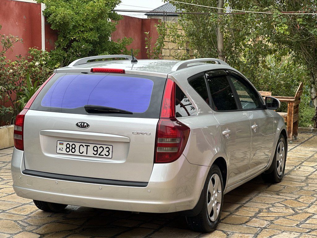 Kia Ceed SW, 1.6 L, 2010 il, 250 000 km 88-CT-923 — Avtomobillər, Bakı (7)