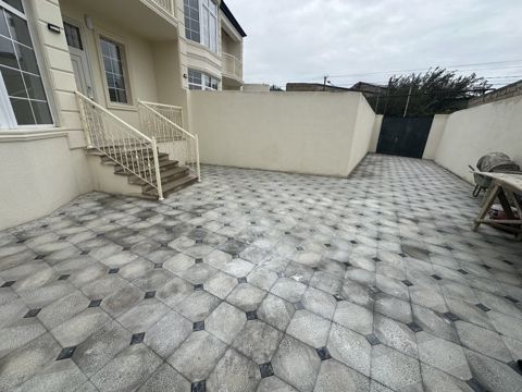 Satılır 4 otaqlı həyət evi/bağ evi 160 m² — Bakı