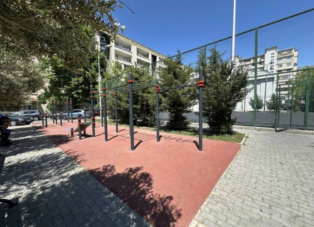 Satılır 2 otaqlı köhnə tikili 65 m² — Mənzil, Bakı (2)