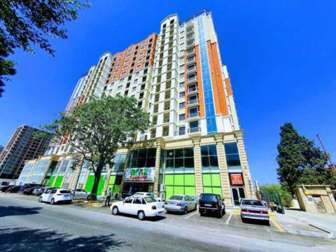 Satılır 4 otaqlı yeni tikili 216 m² — 583 000 ₼ · Bakı · Mənzil Satılır 4 otaqlı yeni tikili 216 m² — Bakı