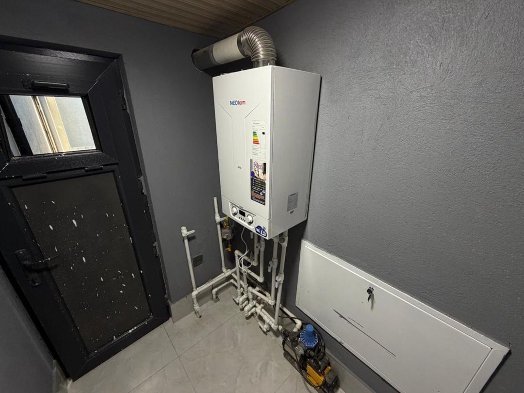 Satılır 5 otaqlı həyət evi/bağ evi 200 m² — Ev, villa, Bakı (6)