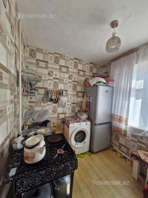 Satılır 2 otaqlı Bina evi menzil (Köhnə tikili), 48 m², 2-ci mikrorayon — Sumqayıt