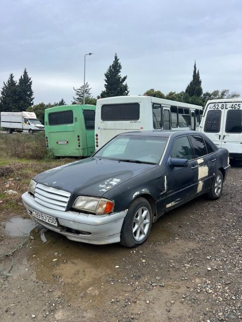 Mercedes C 250, 2.5 L, 1997 il, 155 550 km — Göytəpə