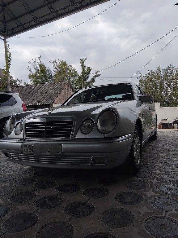 Mercedes E 220, 2.2 L, 1998 il, 400 000 km — Avtomobillər, Qazax