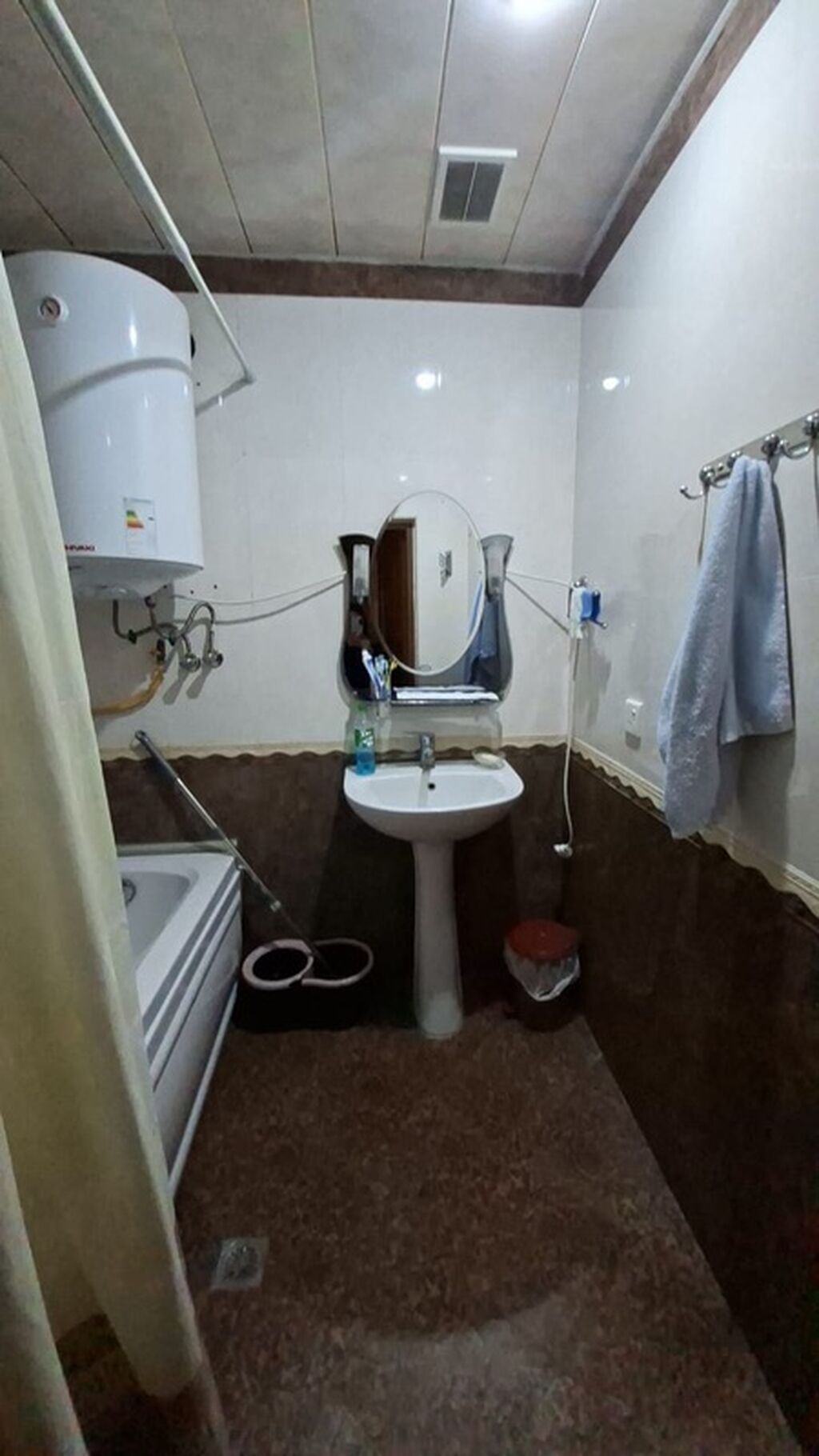 Merdekanda Stansıyada merkezde 3 otaqlı tam eşyali bına evı aıleye — Mənzil, Digah (6)