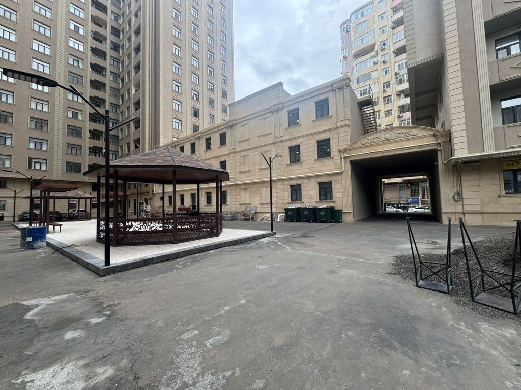 3 otaqlı, Yeni tikili, 140 kv. m — Mənzil, Bakı (3)