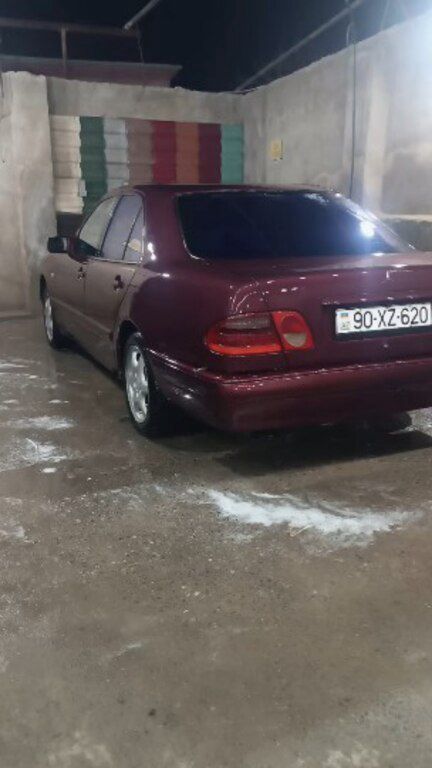 Mercedes E 200, 2.2 L, 1997 il, 554 343 km 90-XZ-620 — Avtomobillər, Bakı (9)