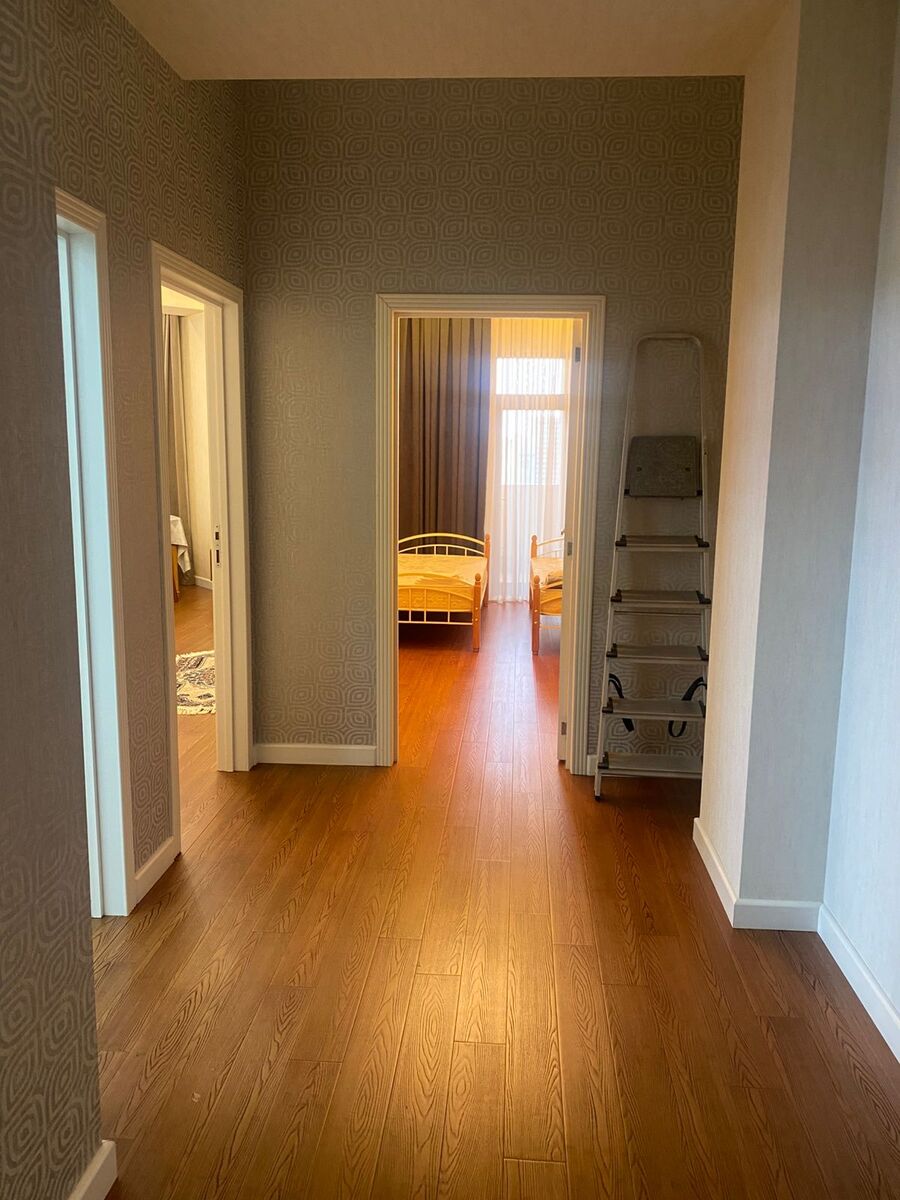Satılır 2 otaqlı yeni tikili 85 m² — Mənzil, Bakı (2)
