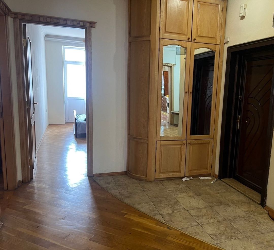 Satılır 3 otaqlı yeni tikili 160 m² — Mənzil, Bakı (7)