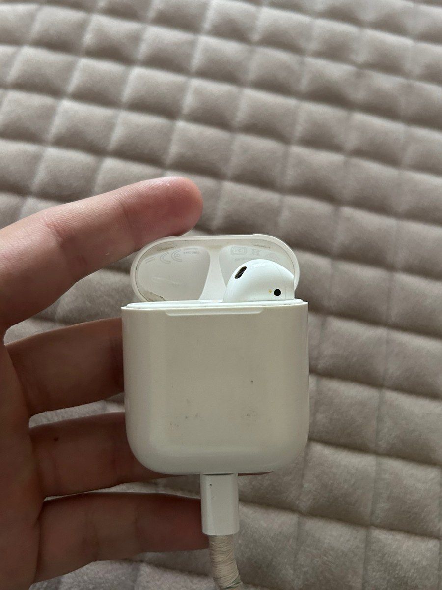 AirPods 2 — Səs texnikası, Bakı (3)