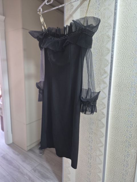 Qara zərif ziyafət donu - Stil: Off-shoulder (çiyinlər açıq) — Bakı