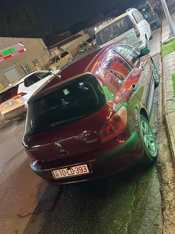 Peugeot 307, 2.0 L, 2002 il, 539 000 km 10-LD-393 — Avtomobillər, Bakı (9)
