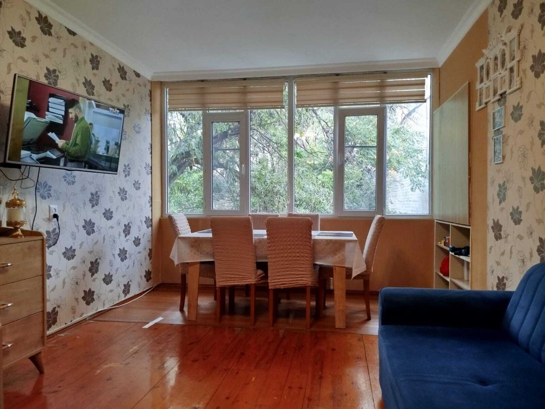 Satılır 2 otaqlı köhnə tikili 62 m² — Mənzil, Bakı (2)