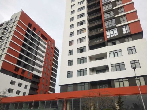 Satılır 2 otaqlı yeni tikili 84 m² — Bakı