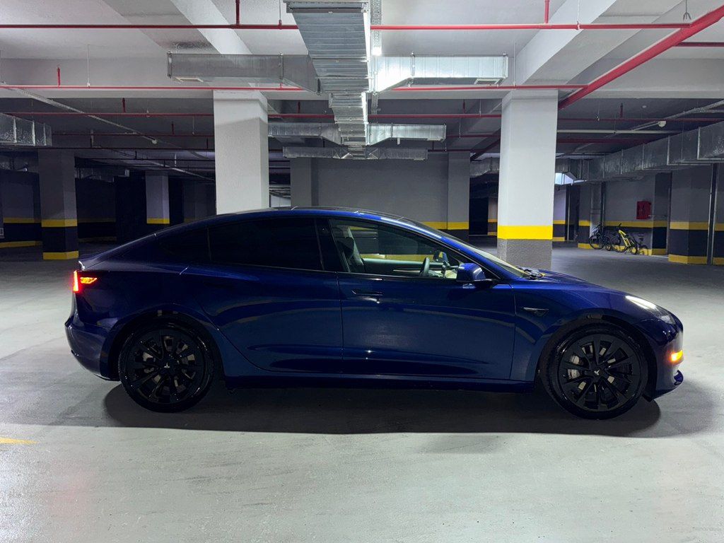 Tesla Model 3, 50 kWh, 2022 il, 240 500 km 77-QH-157 — Avtomobillər, Bakı (4)