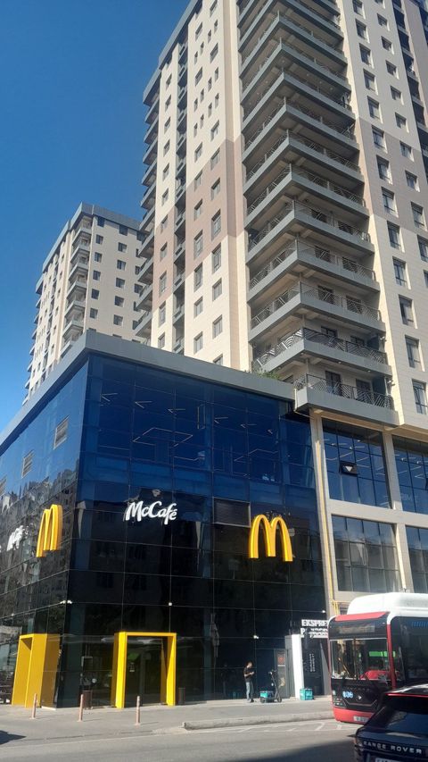 Satılır 3 otaqlı yeni tikili 156 m² — Bakı