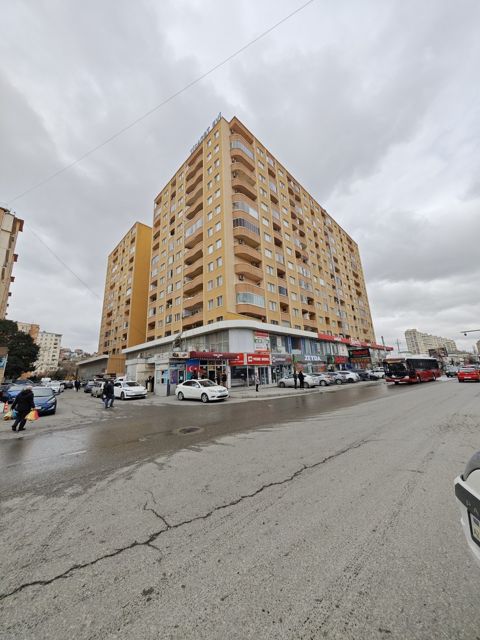 Satılır 3 otaqlı yeni tikili 126 m² — 275 000 ₼ · Bakı · Mənzil Satılır 3 otaqlı yeni tikili 126 m² — Bakı