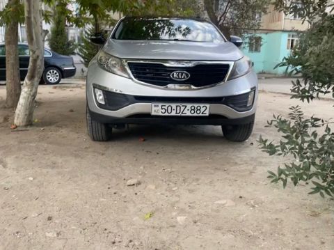 Kia Sportage, 2.0 L, 2011 il, 190 800 km — 22 800 ₼ · Sumqayıt · Avtomobillər Kia Sportage, 2.0 L, 2011 il, 190 800 km — Sumqayıt