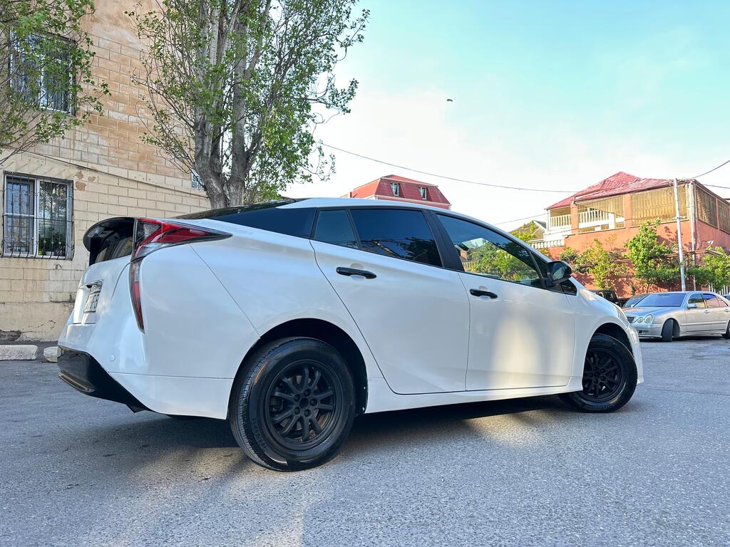 Toyota Prius, 1.8 L, 1.3 kWh, 2018 il, 176 500 km — Avtomobillər, Bakı (4)