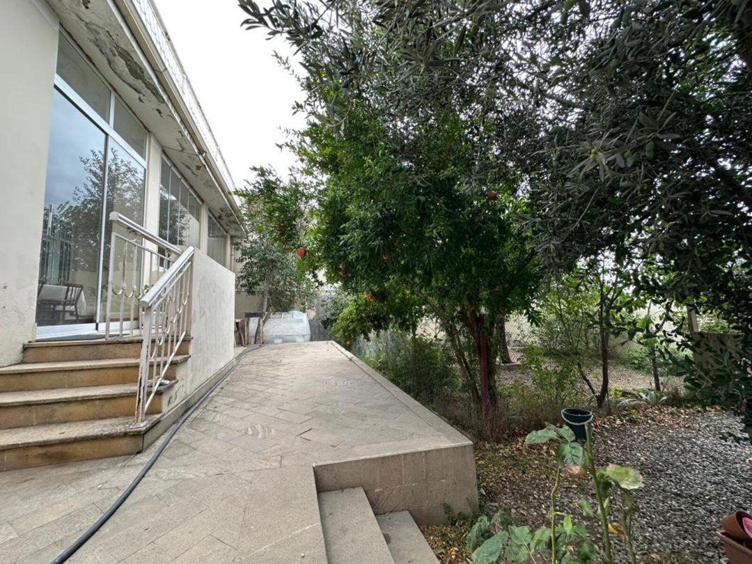 Satılır 5 otaqlı həyət evi/bağ evi 250 m² — Ev, villa, Bakı (3)