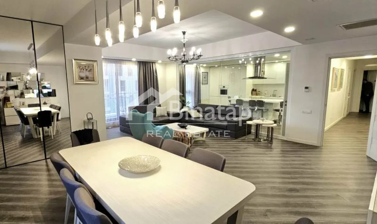 Satılır 4 otaqlı yeni tikili 195 m², 28 May metrosu, Nəsimi rayonu — Bakı