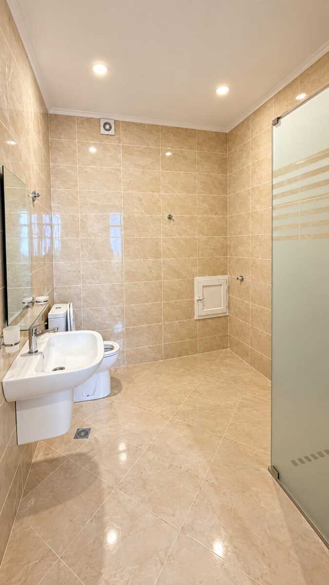 İcarəyə verilir 2 otaqlı yeni tikili 130 m² — Mənzil, Bakı (10)