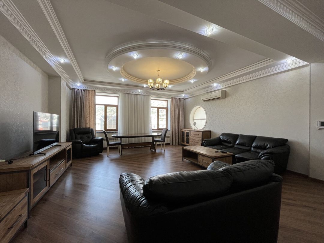 Satılır 4 otaqlı yeni tikili 167 m² — Mənzil, Bakı (2)